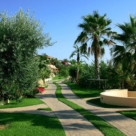 Hotel Villaggio Cala Di Volpe Capo Vaticano Dış mekan fotoğraf