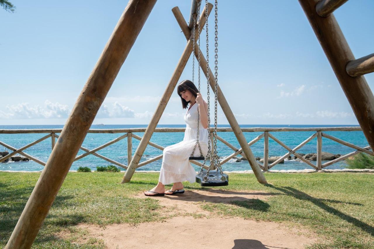 Hotel Villaggio Cala Di Volpe Capo Vaticano Dış mekan fotoğraf