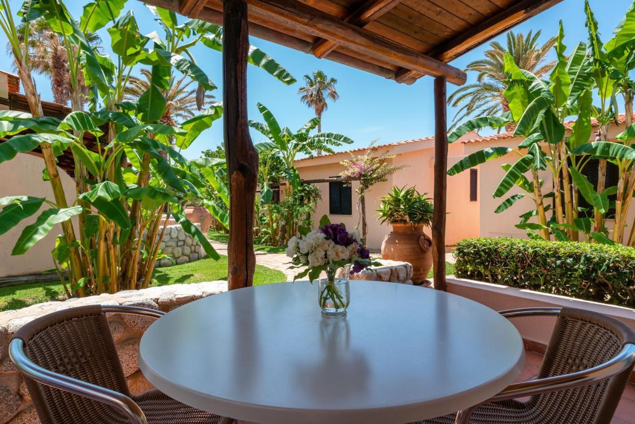 Hotel Villaggio Cala Di Volpe Capo Vaticano Dış mekan fotoğraf