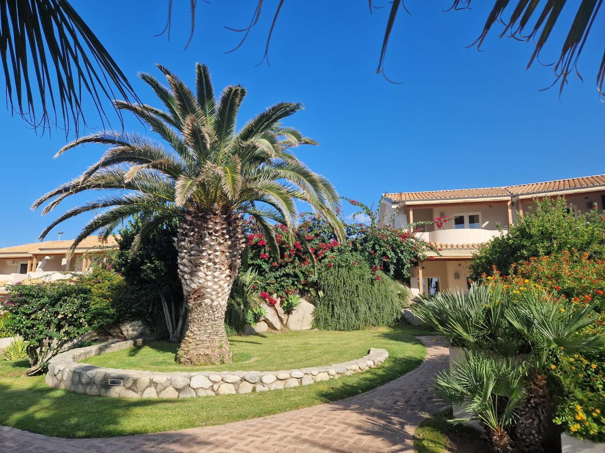 Hotel Villaggio Cala Di Volpe Capo Vaticano Dış mekan fotoğraf
