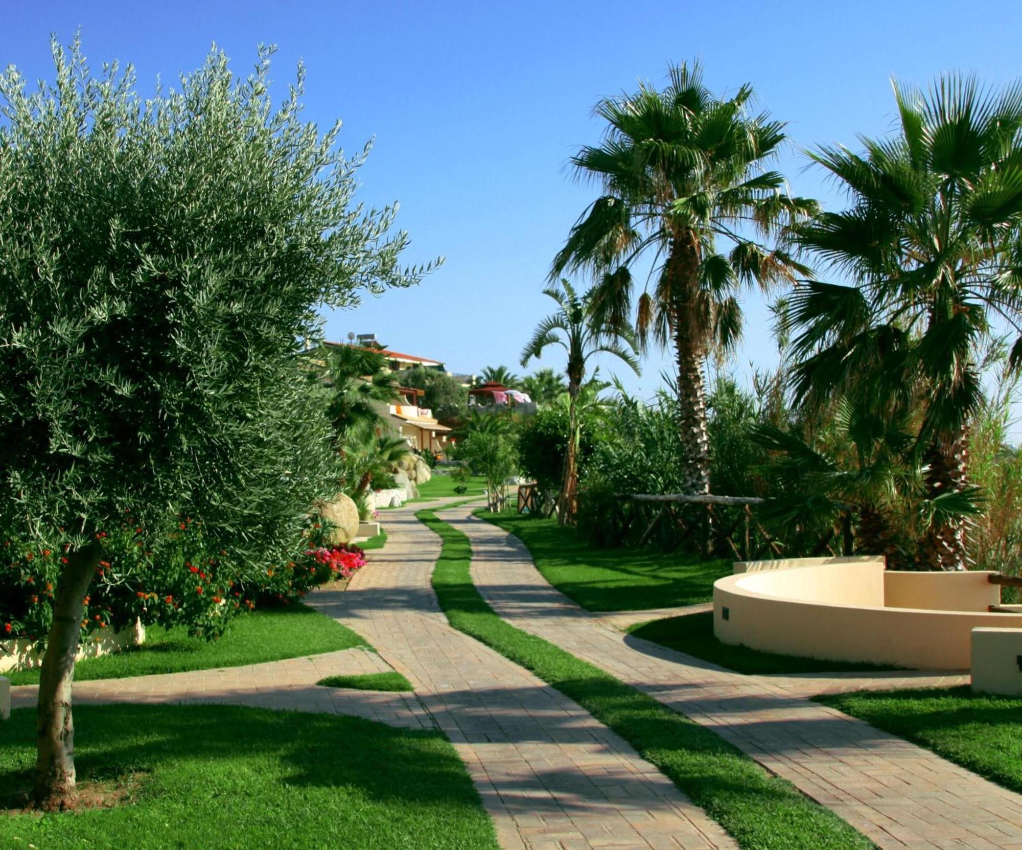 Hotel Villaggio Cala Di Volpe Capo Vaticano Dış mekan fotoğraf