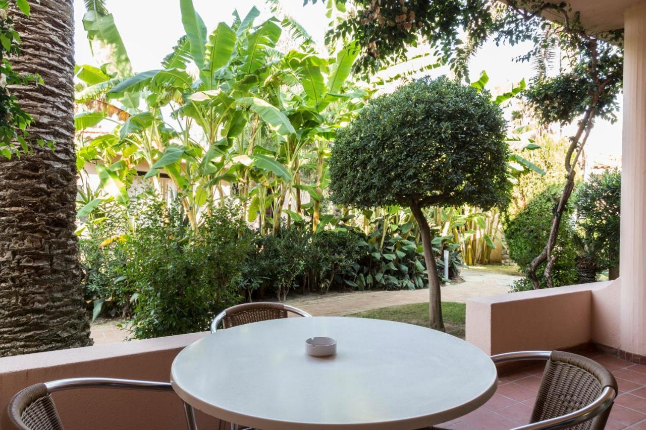 Hotel Villaggio Cala Di Volpe Capo Vaticano Dış mekan fotoğraf